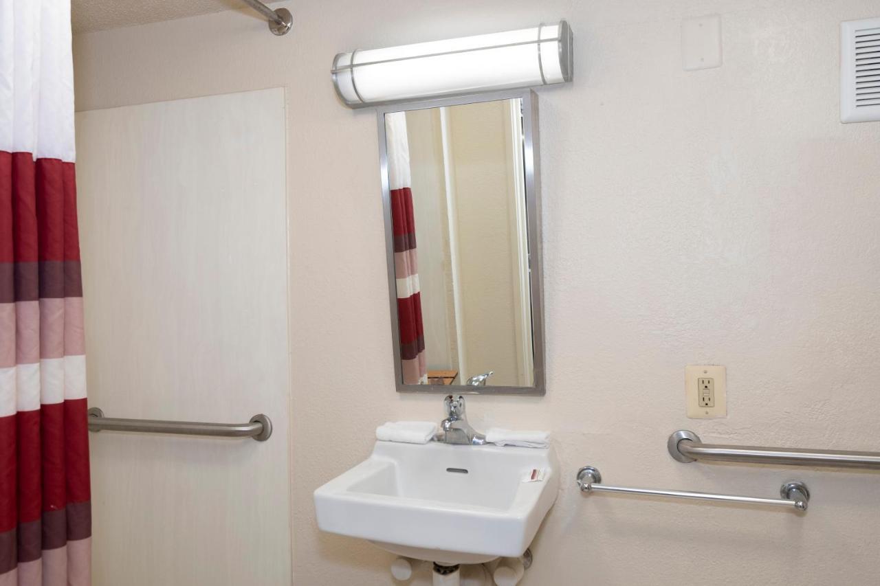 Red Roof Inn Washington Dc-Lanham Bagian luar foto